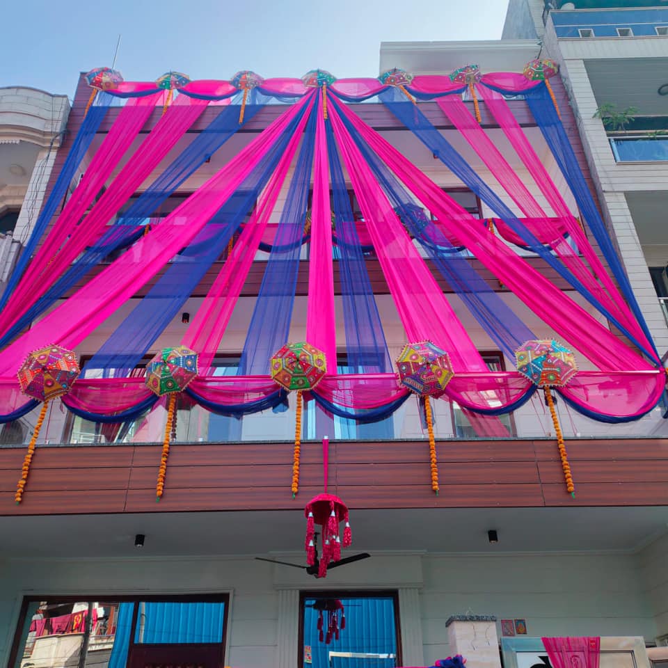 Chunni Decoration in Patparganj