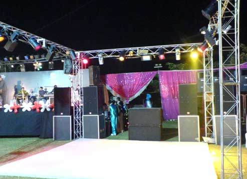 tent house in madhu vihar I.P Extension